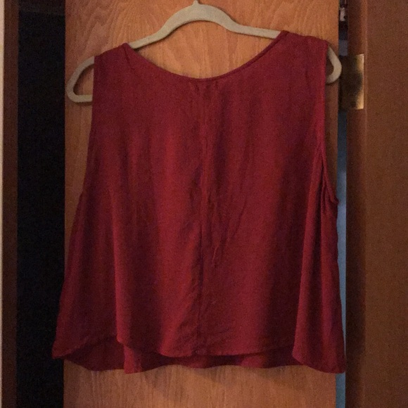 Top - Picture 2 of 2